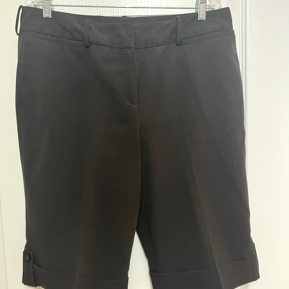 Black Bermuda shorts sz14